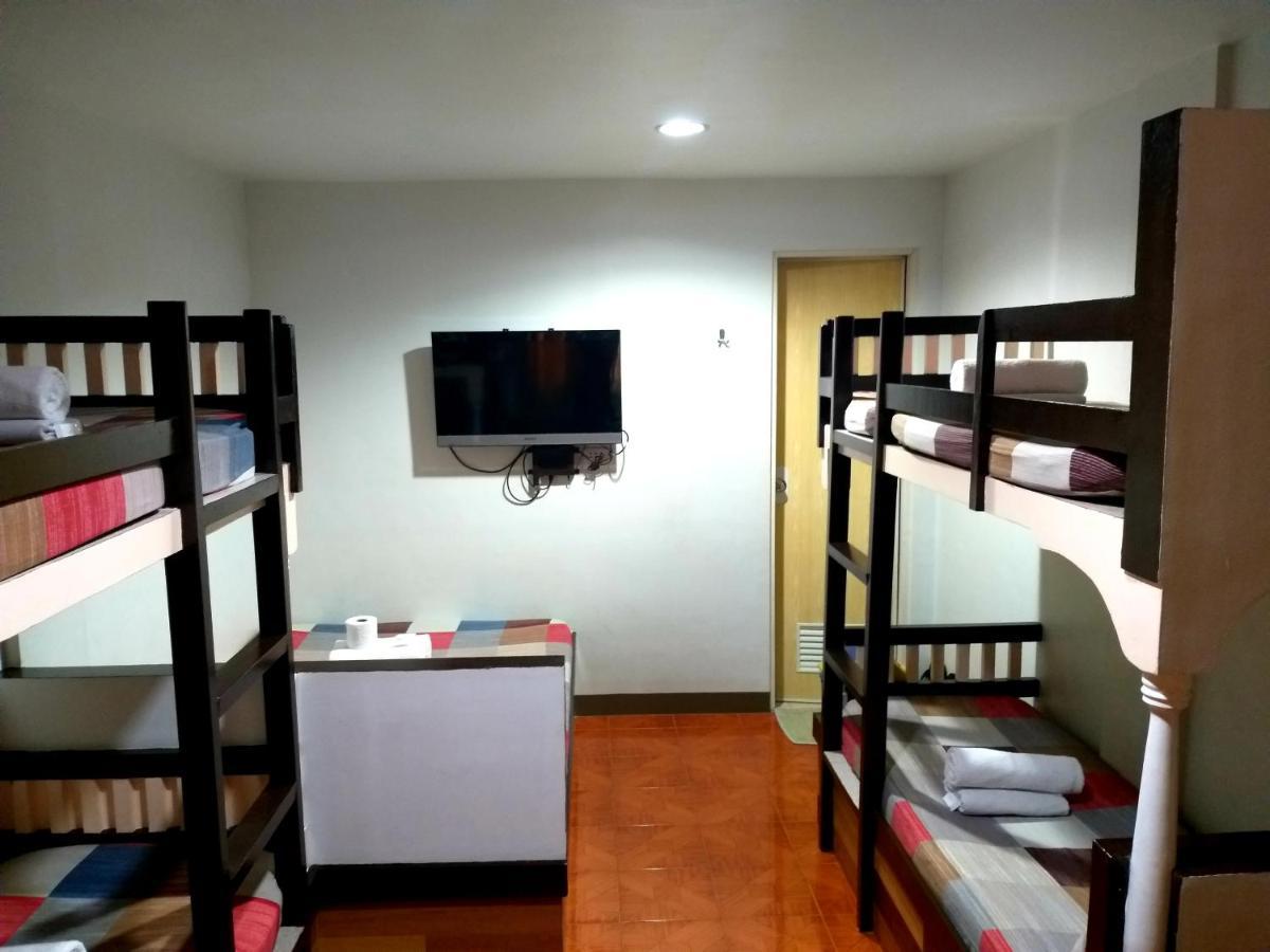 Park Vil-La Apartelle Quezon City Exterior foto